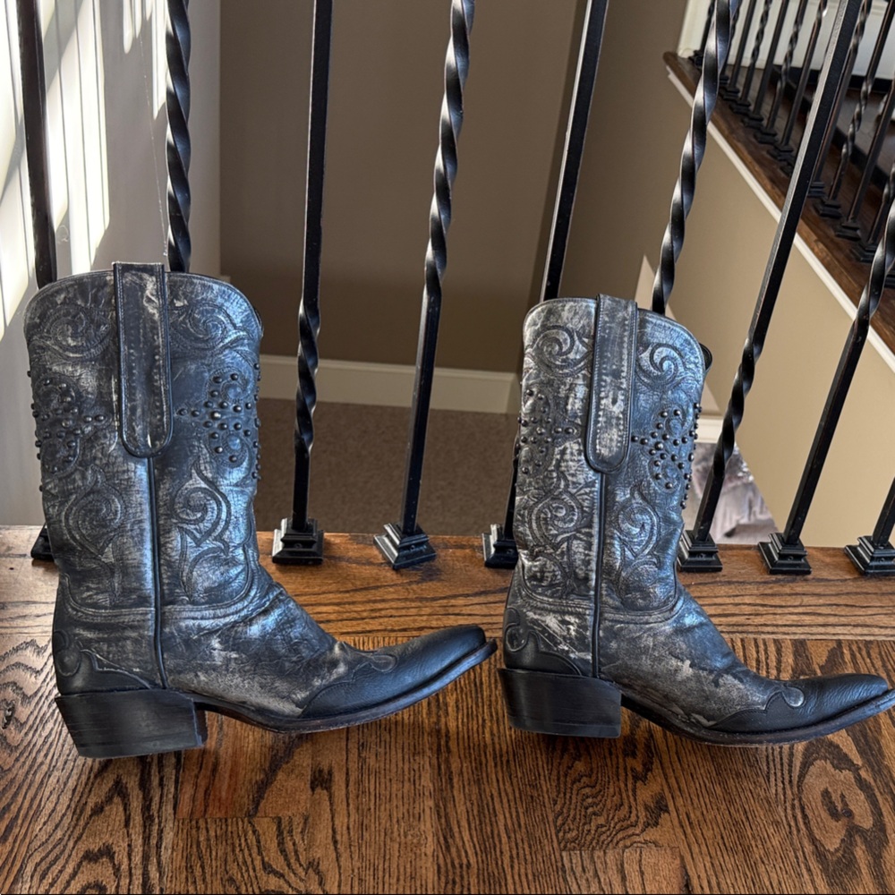 Lucchese Diva Agata Limited Edition, Rare black studded/metallic boots size 8B - Picture 4 of 12